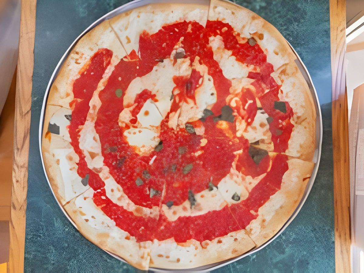Fresh Mozzarella Pizza